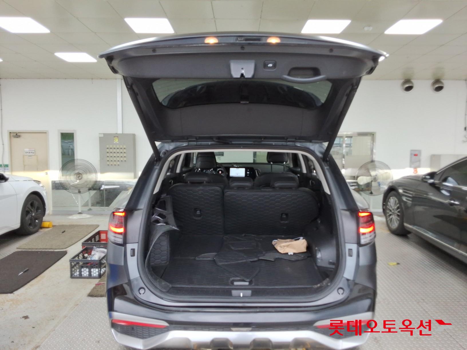 2022 - kia sportage