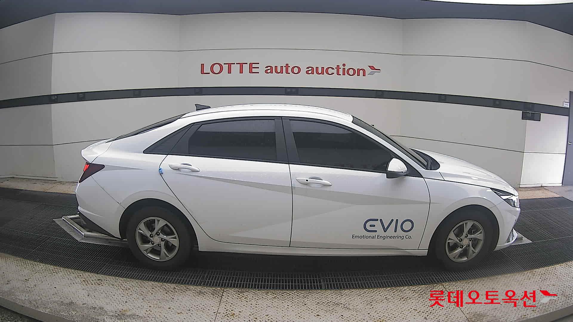 2021 - hyundai avante