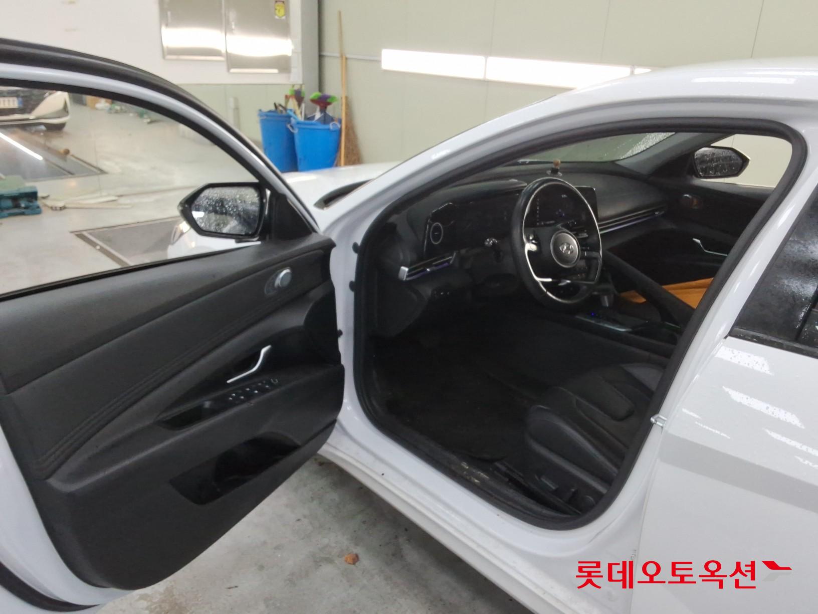 2021 - hyundai avante