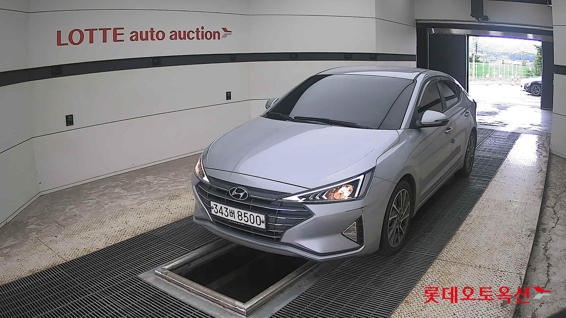 2020 - hyundai avante
