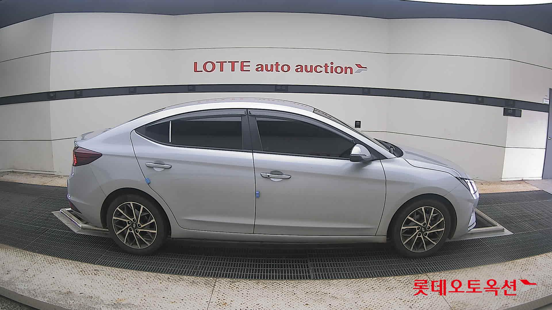 2020 - hyundai avante