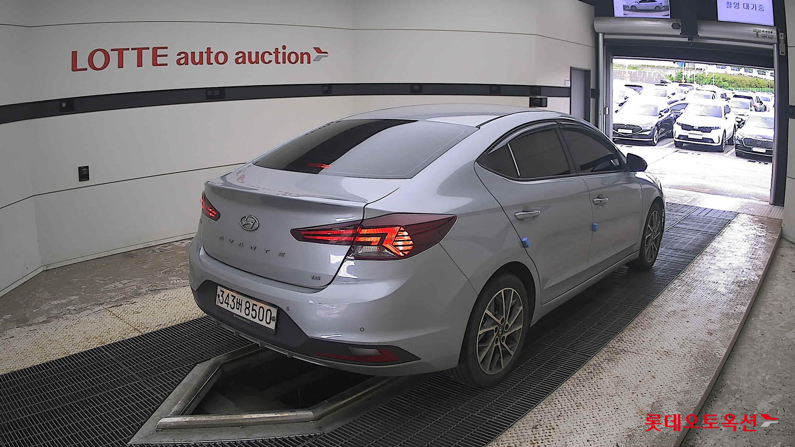 2020 - hyundai avante