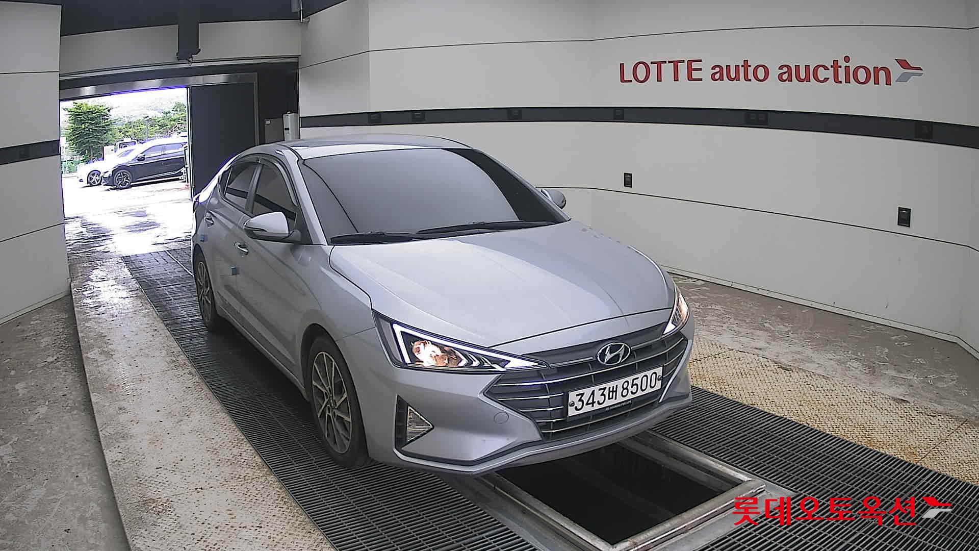 2020 - hyundai avante
