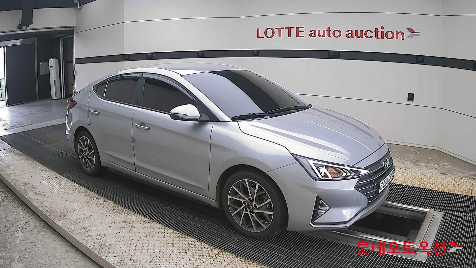 2020 - hyundai avante