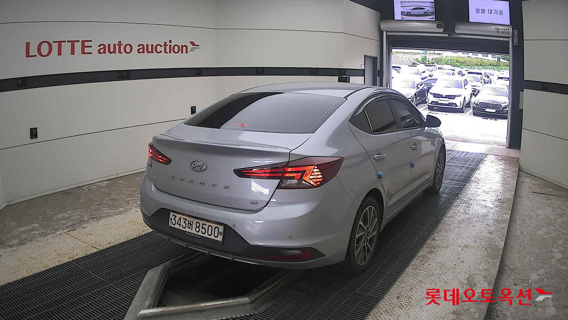 2020 - hyundai avante