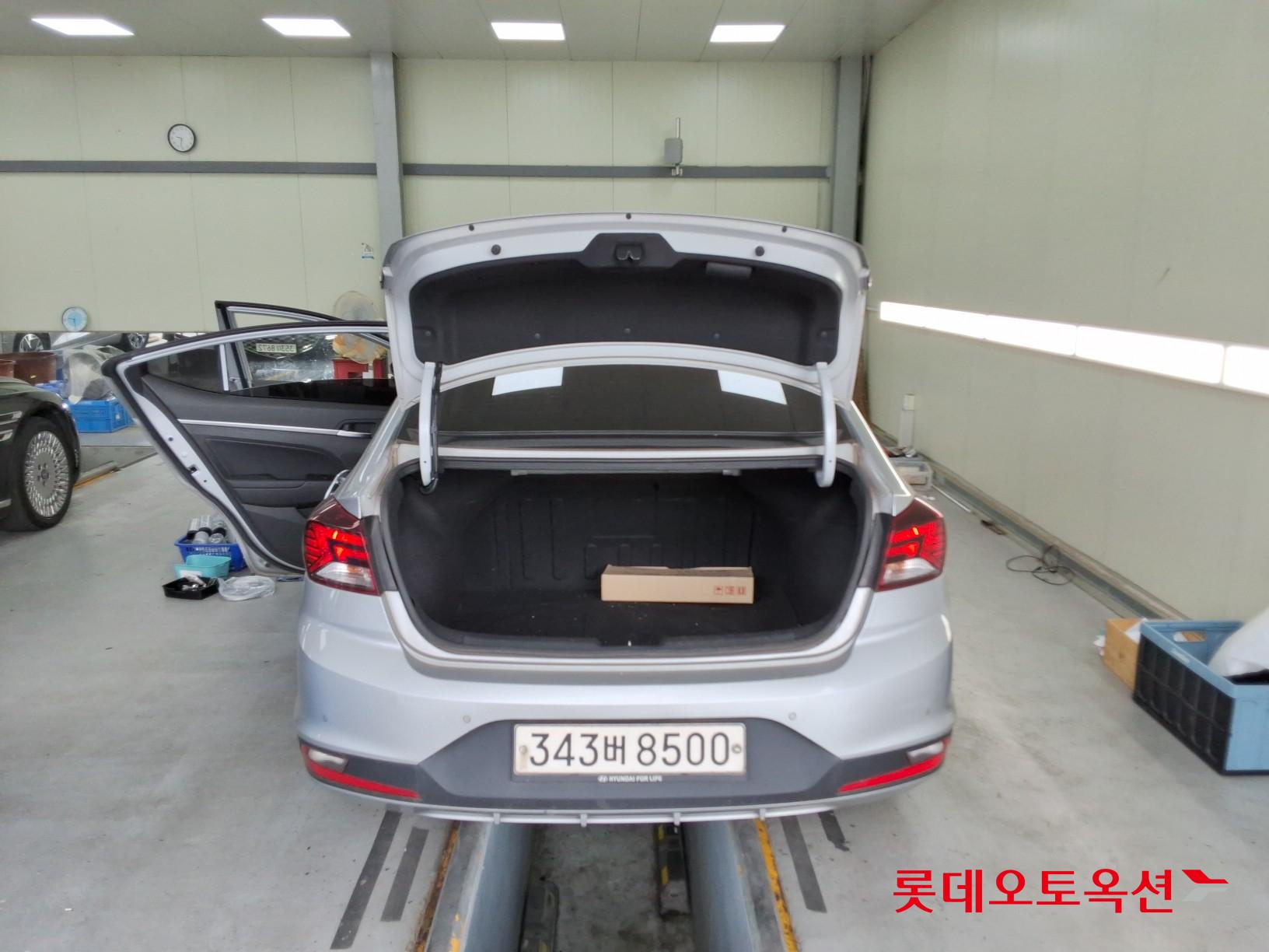 2020 - hyundai avante