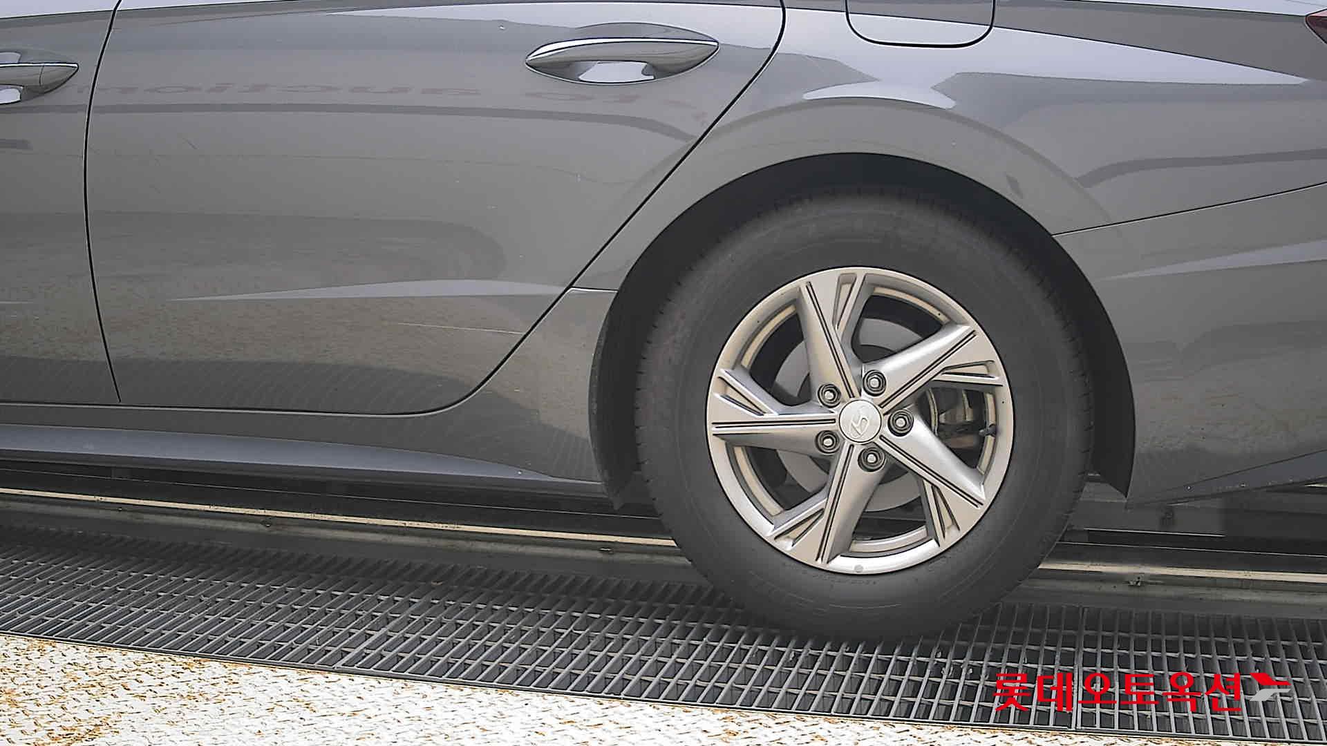 2020 - hyundai sonata