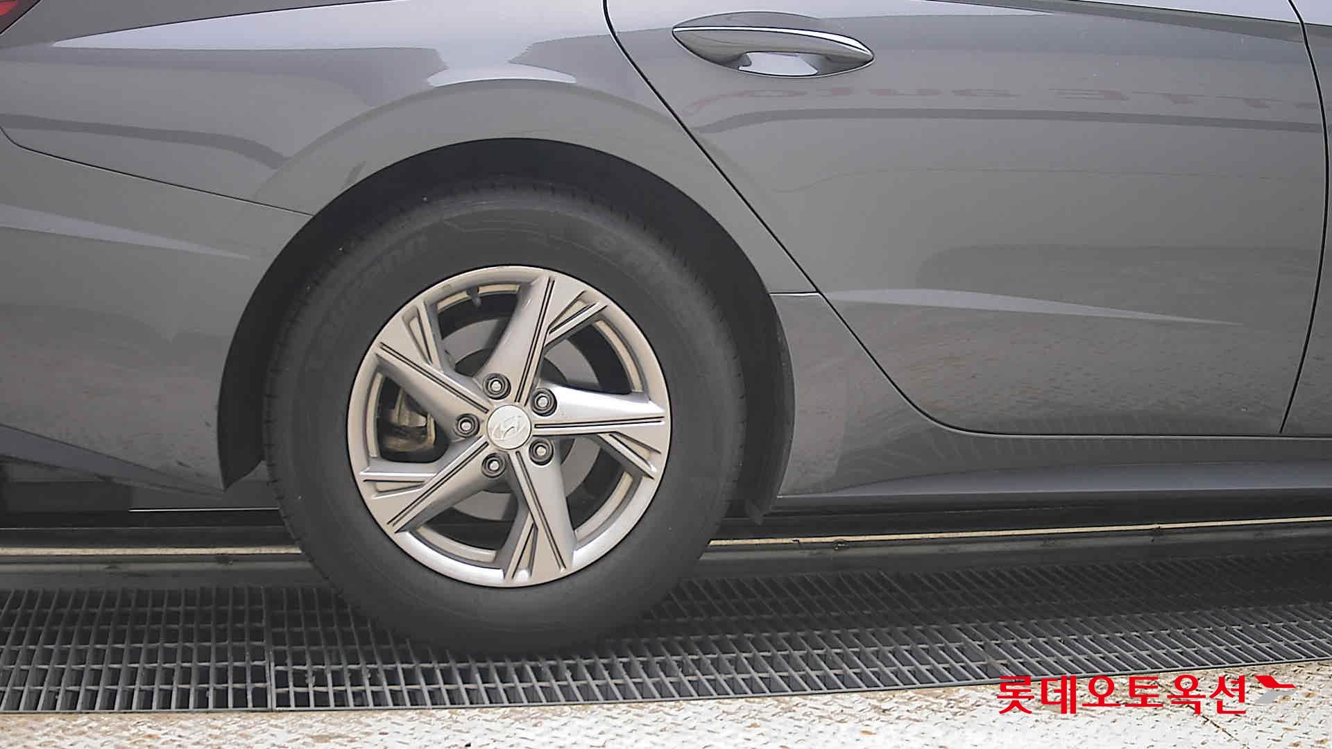 2020 - hyundai sonata