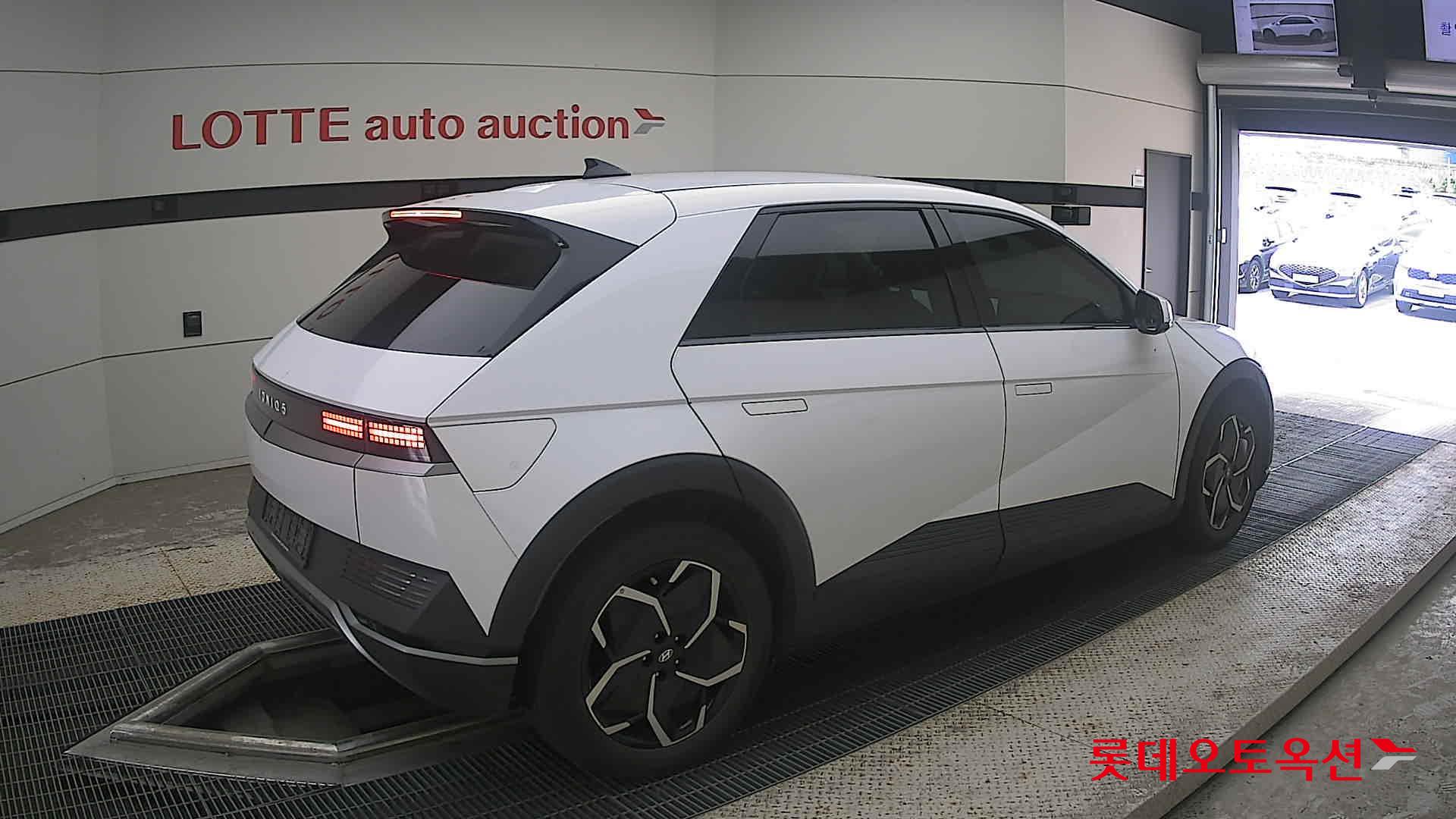 2023 - hyundai ioniq