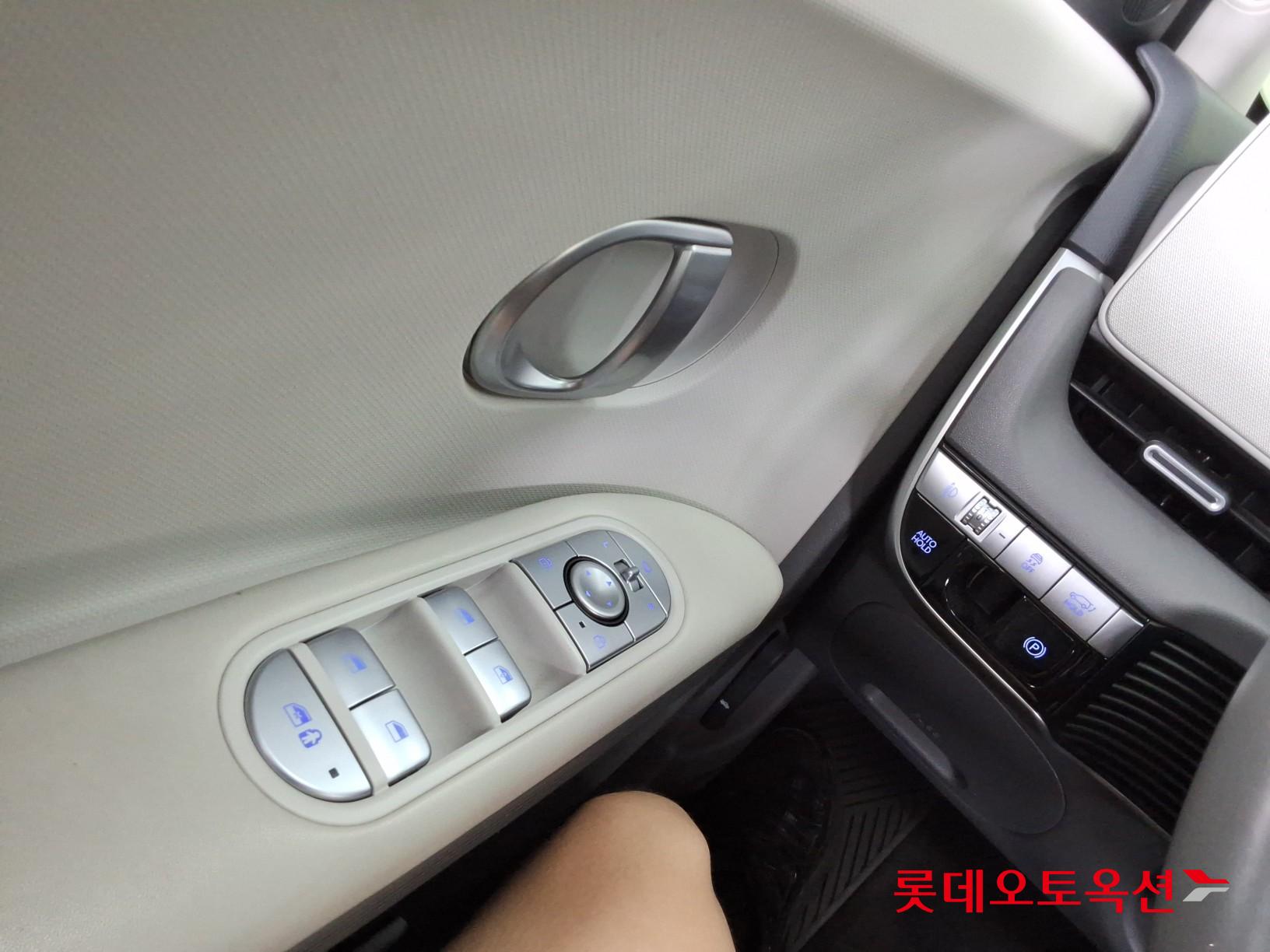 2023 - hyundai ioniq