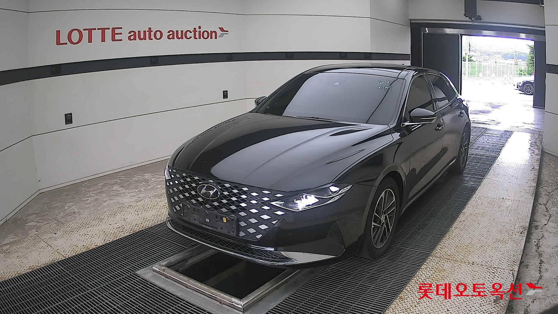 2022 - hyundai grandeur