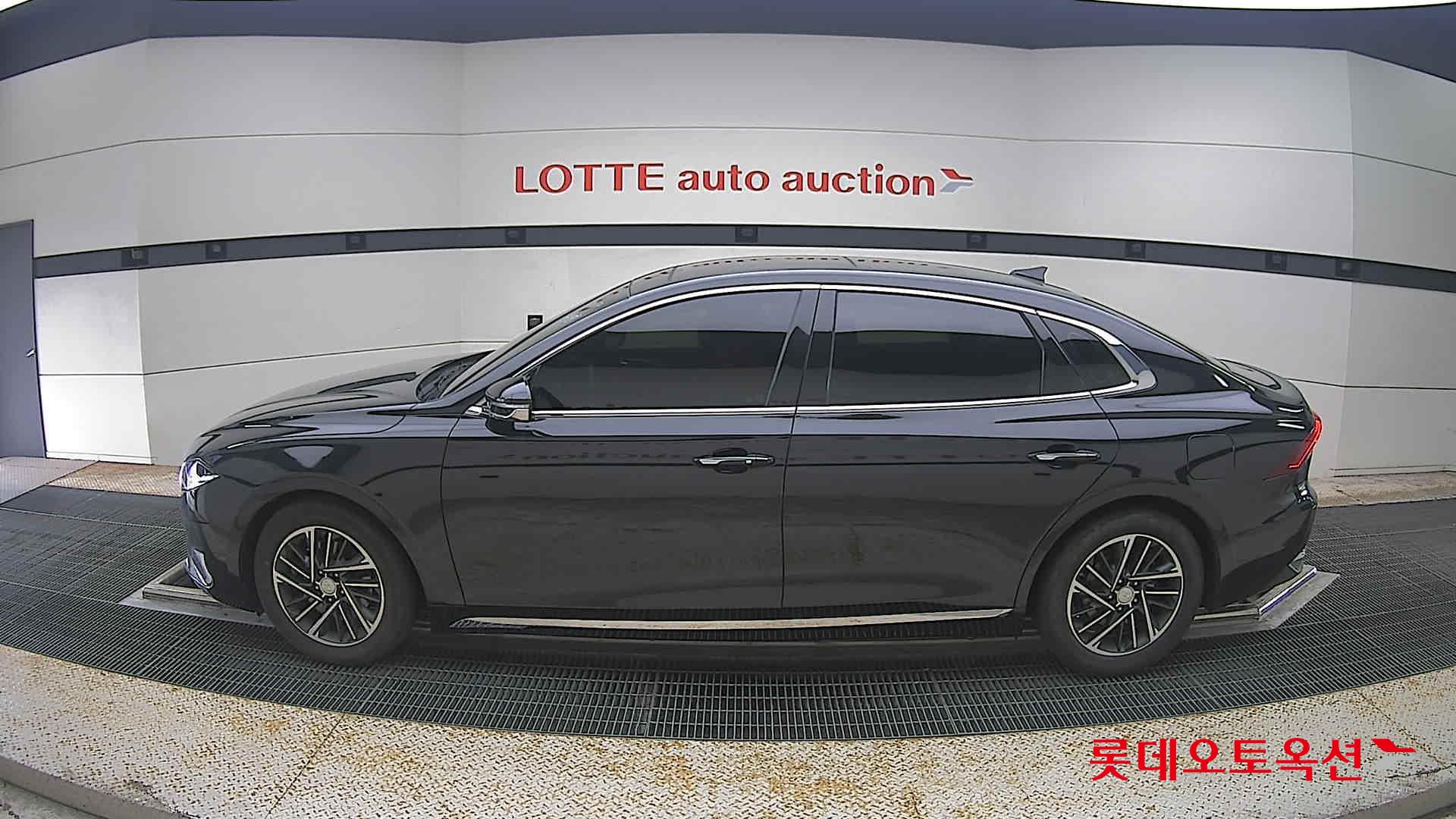 2022 - hyundai grandeur