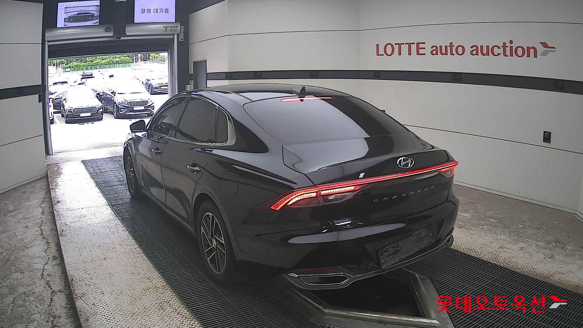 2022 - hyundai grandeur