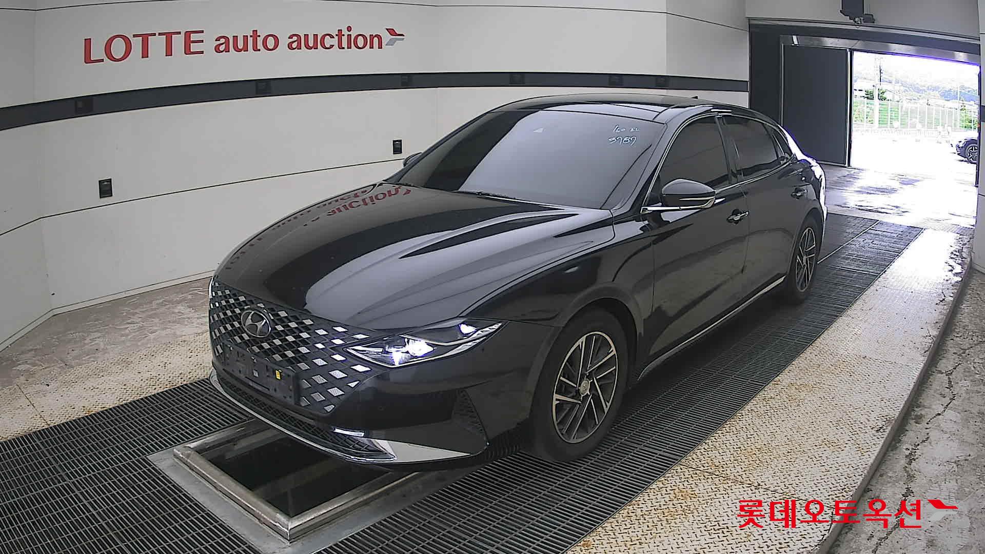 2022 - hyundai grandeur