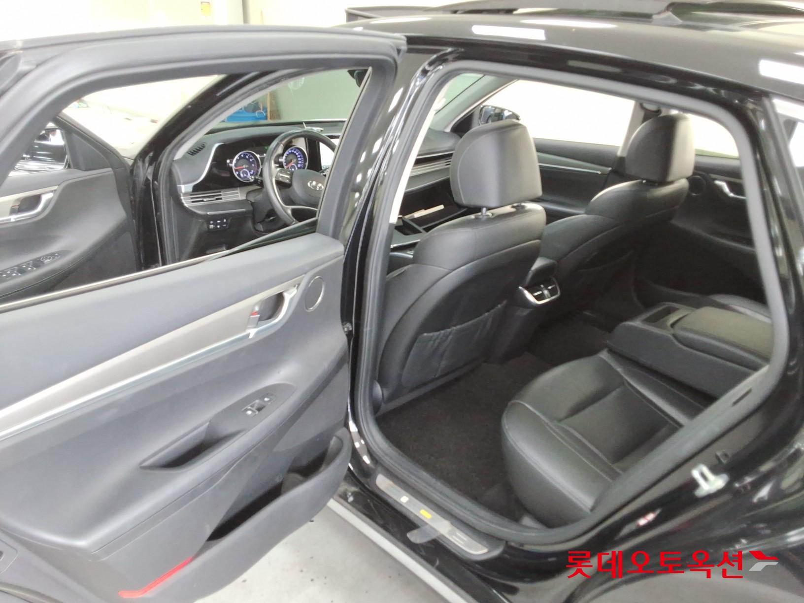 2022 - hyundai grandeur