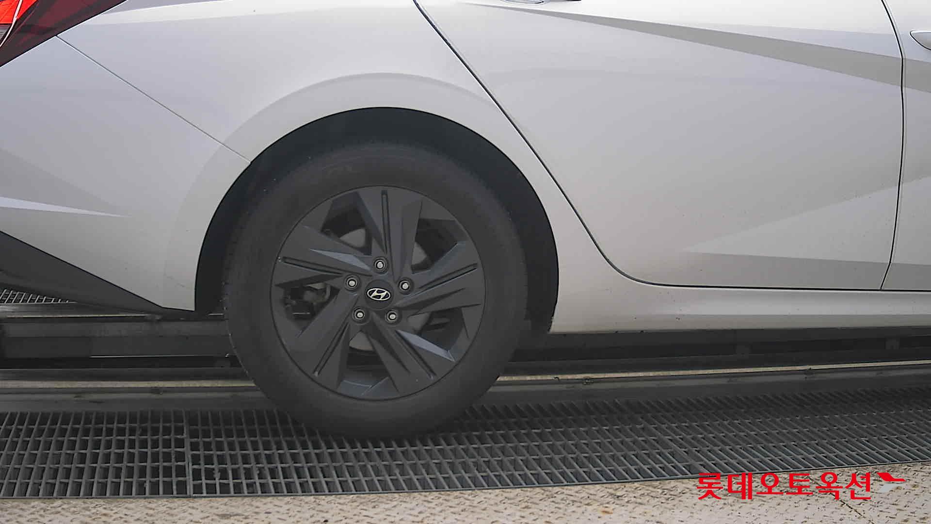 2023 - hyundai avante