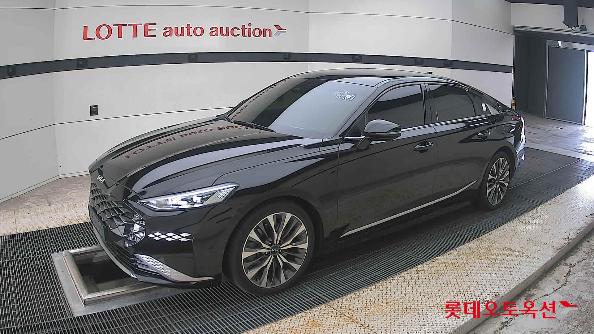 2022 - kia k8
