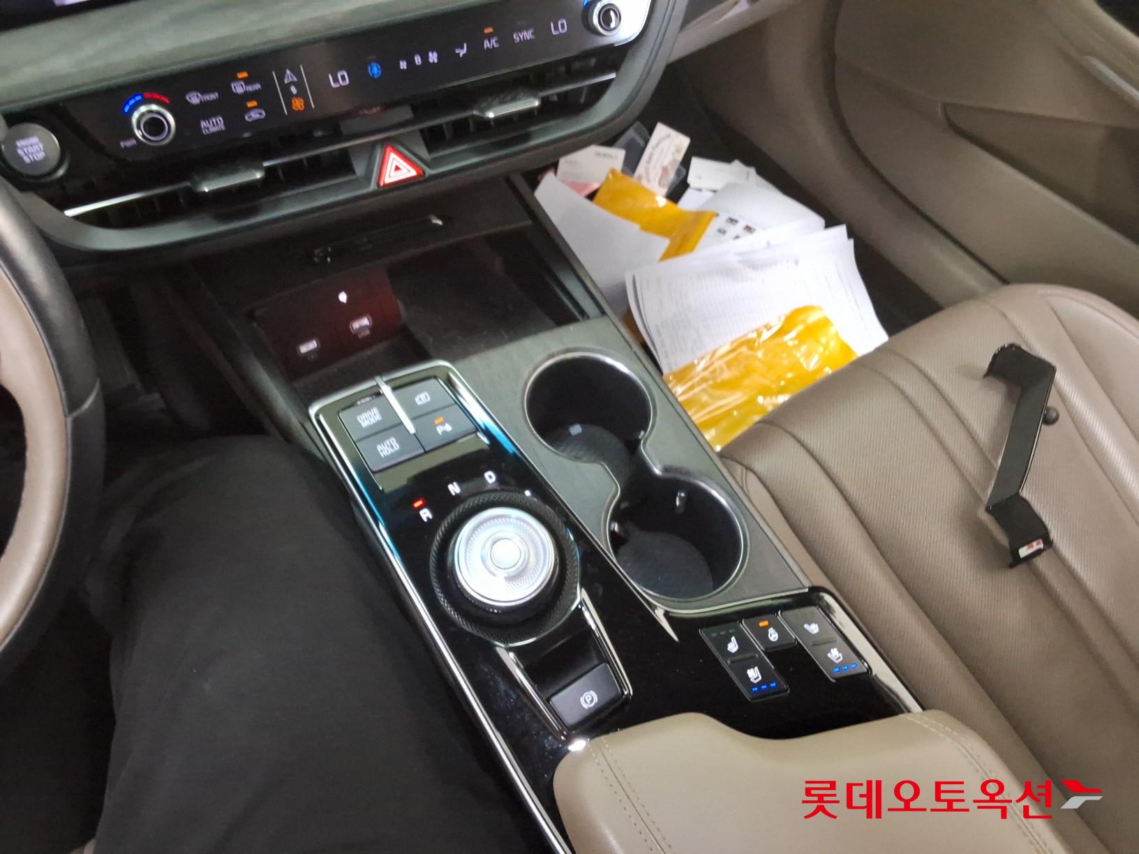 2022 - kia k8