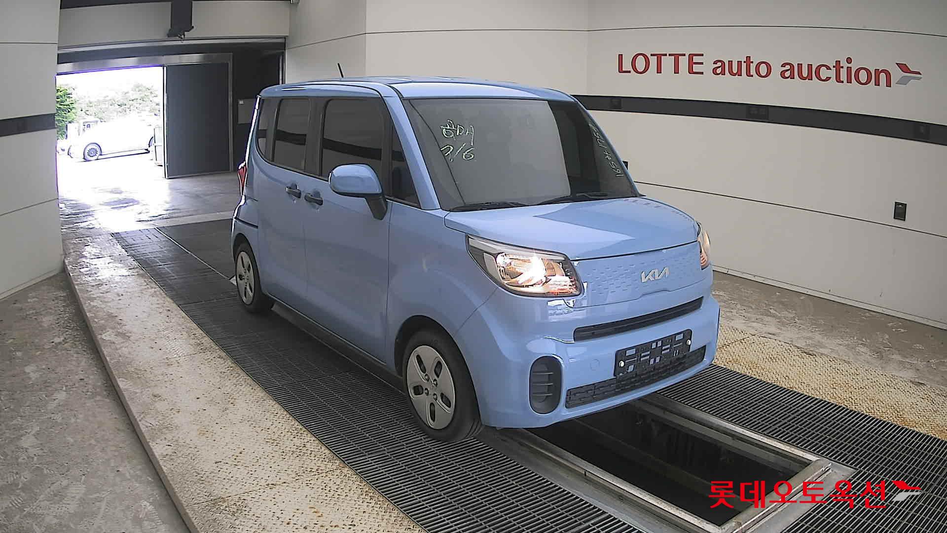 2022 - kia ray