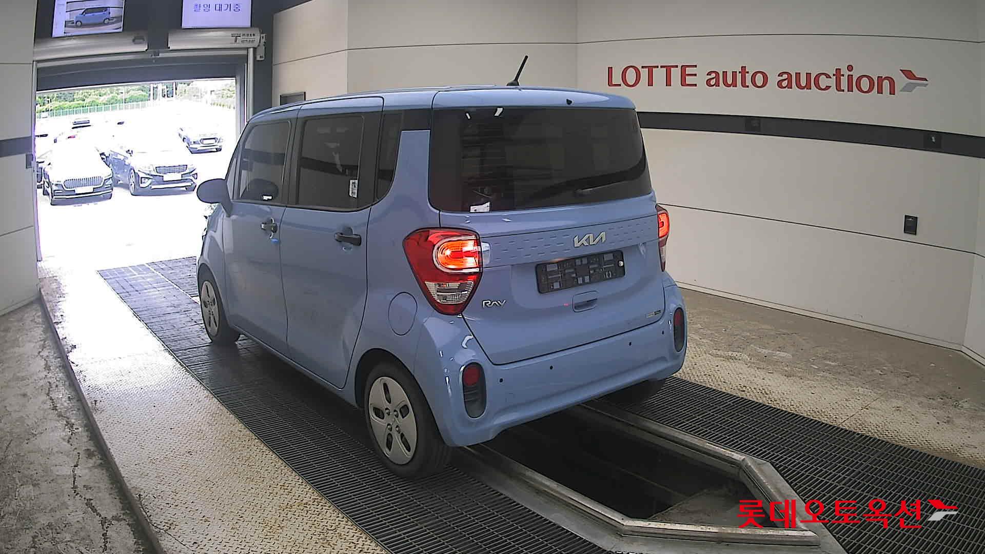 2022 - kia ray