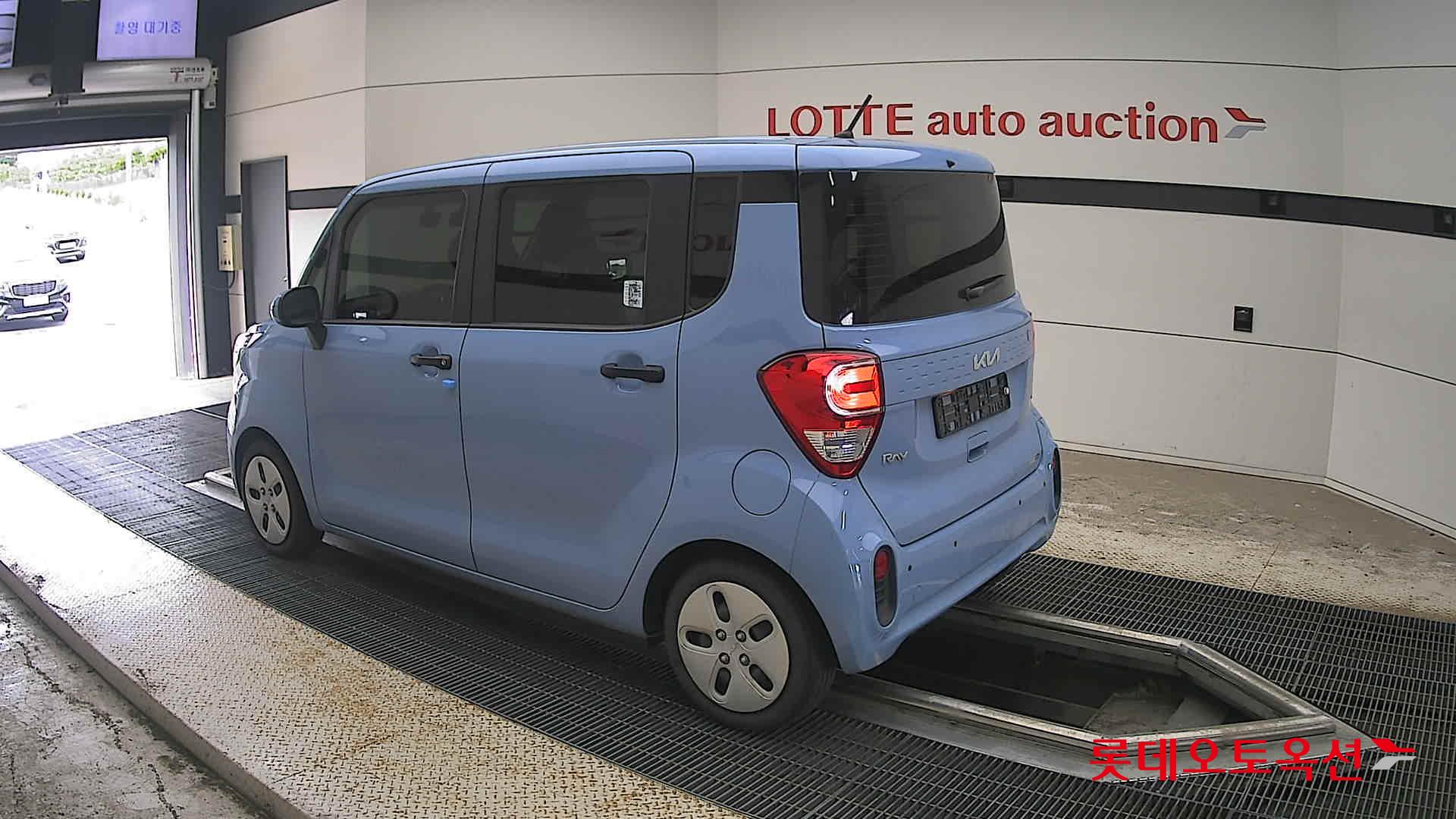 2022 - kia ray