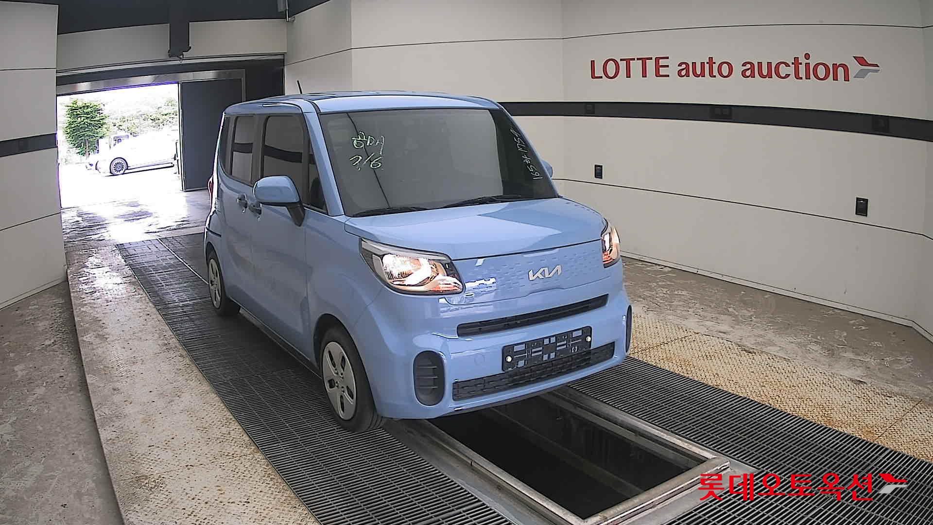 2022 - kia ray