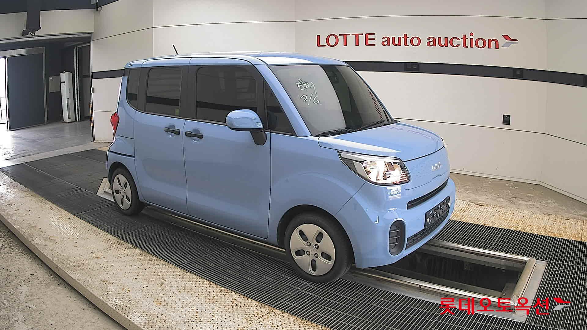 2022 - kia ray