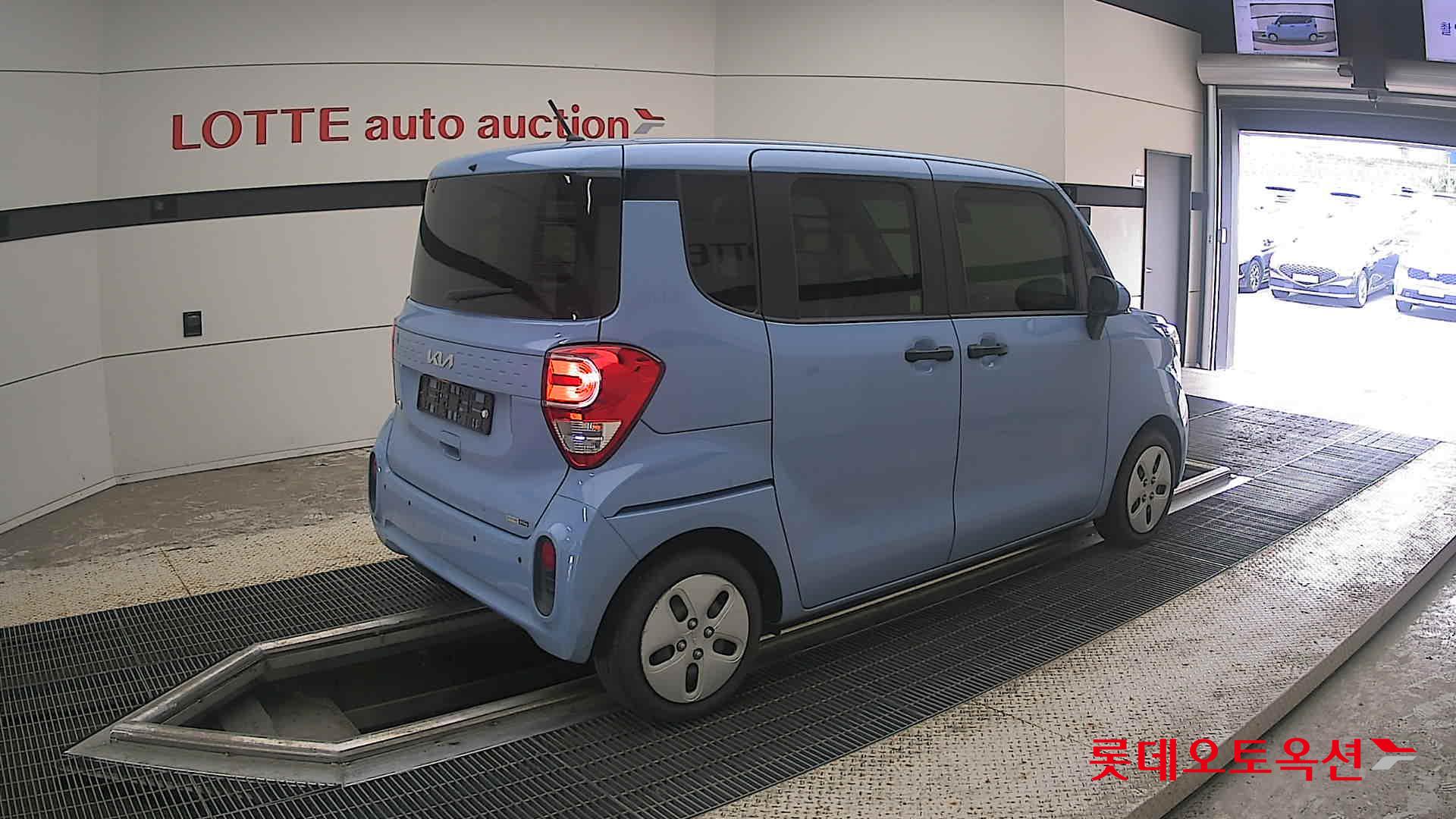 2022 - kia ray