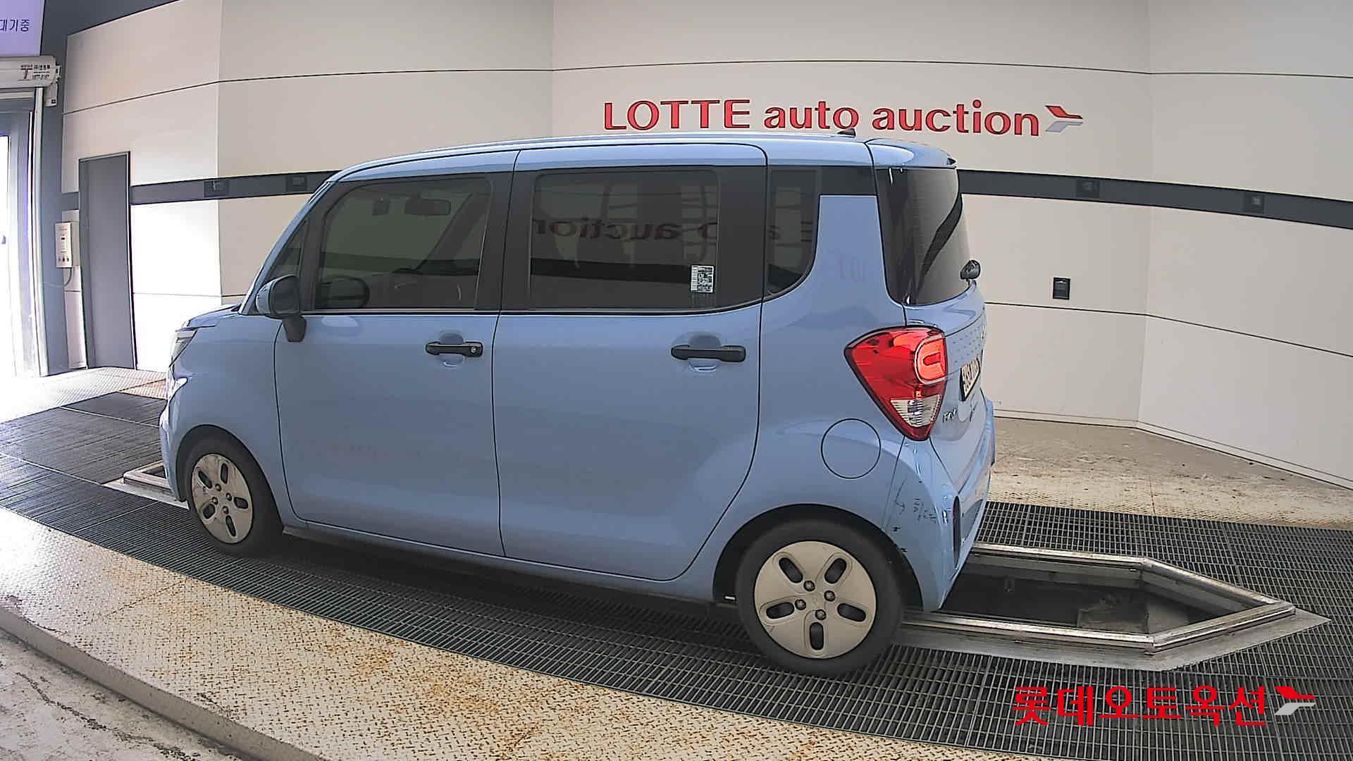 2022 - kia ray