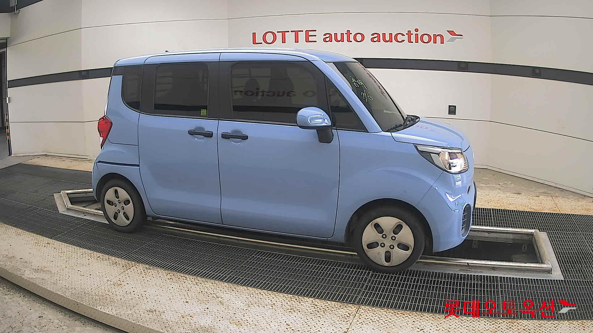 2022 - kia ray
