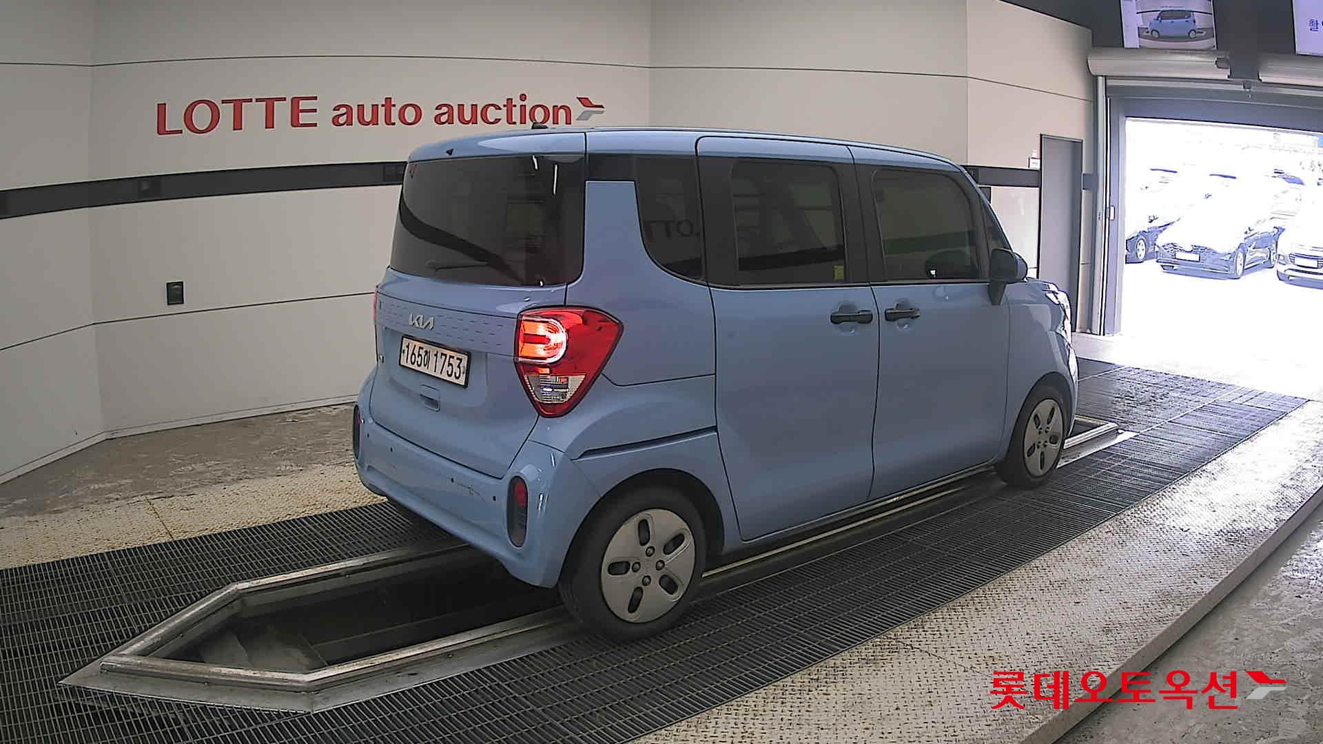 2022 - kia ray