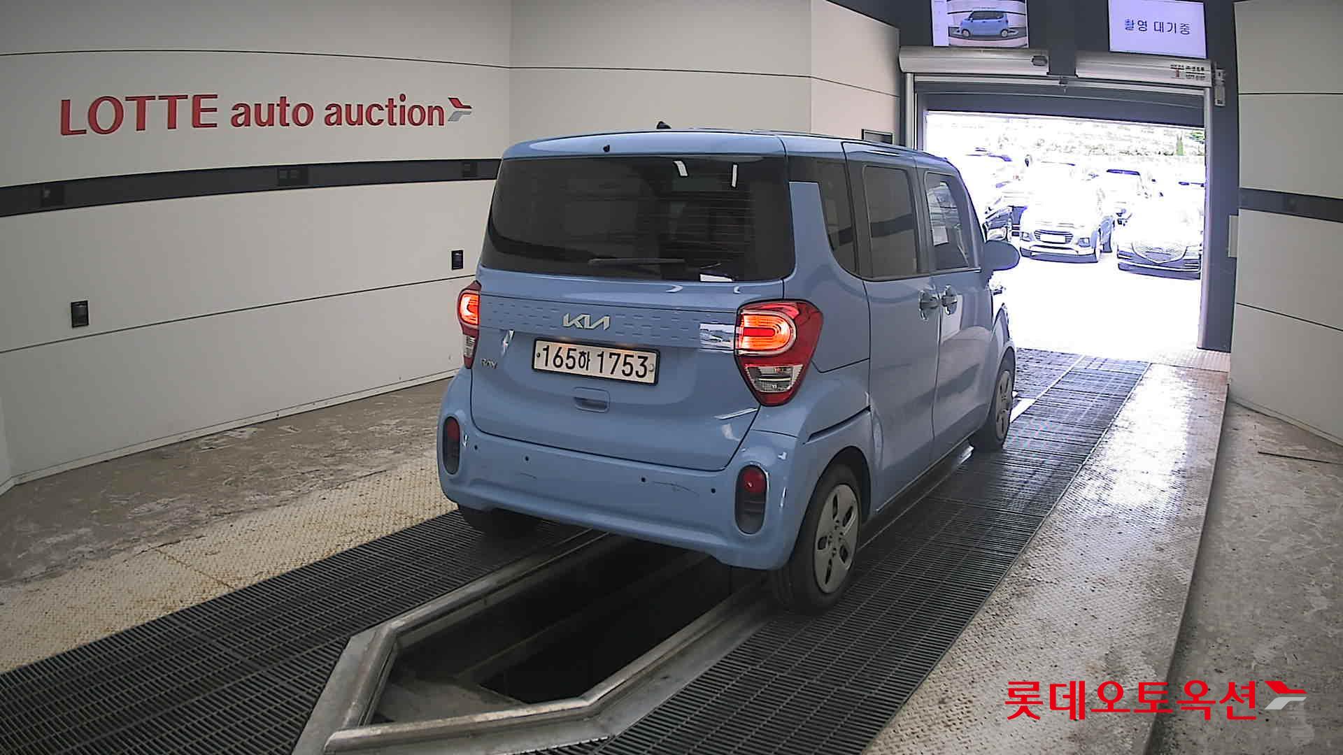 2022 - kia ray