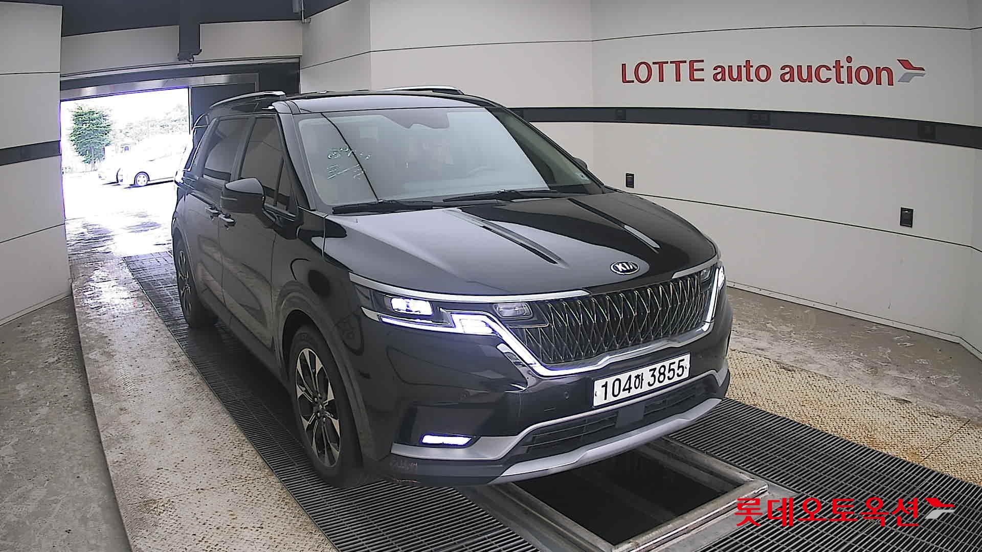 2021 - kia carnival