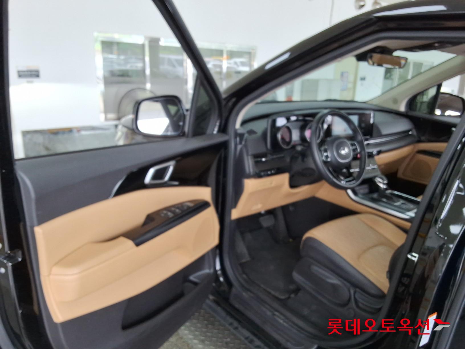 2021 - kia carnival
