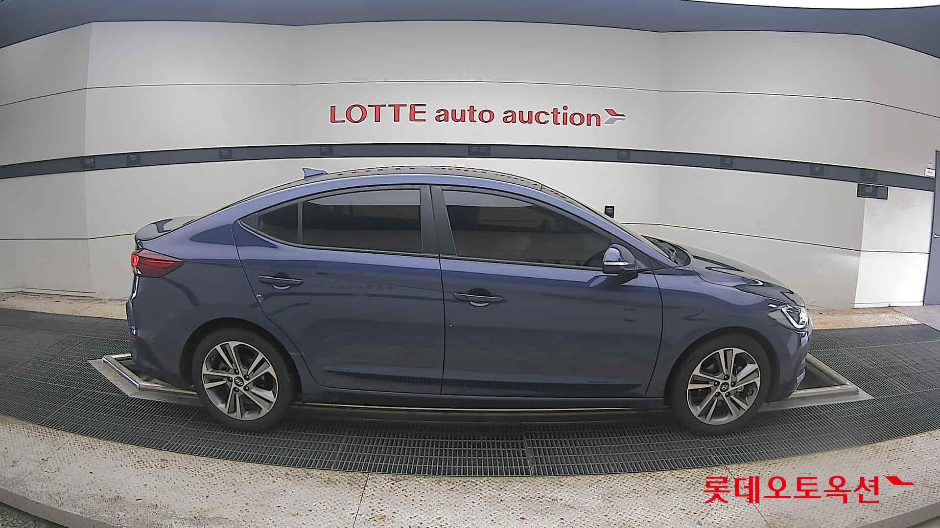 2018 - hyundai avante