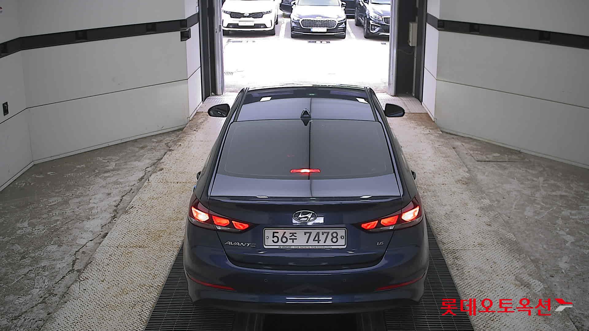 2018 - hyundai avante