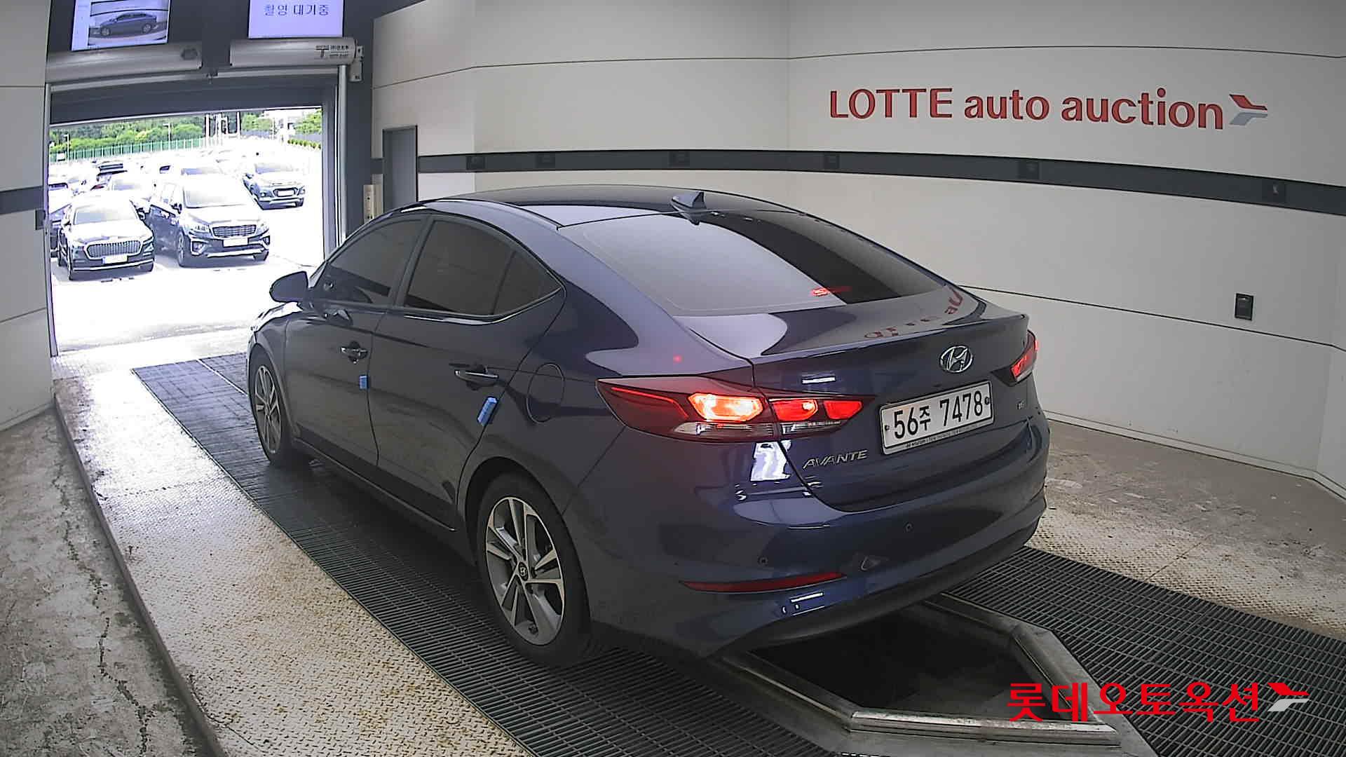 2018 - hyundai avante