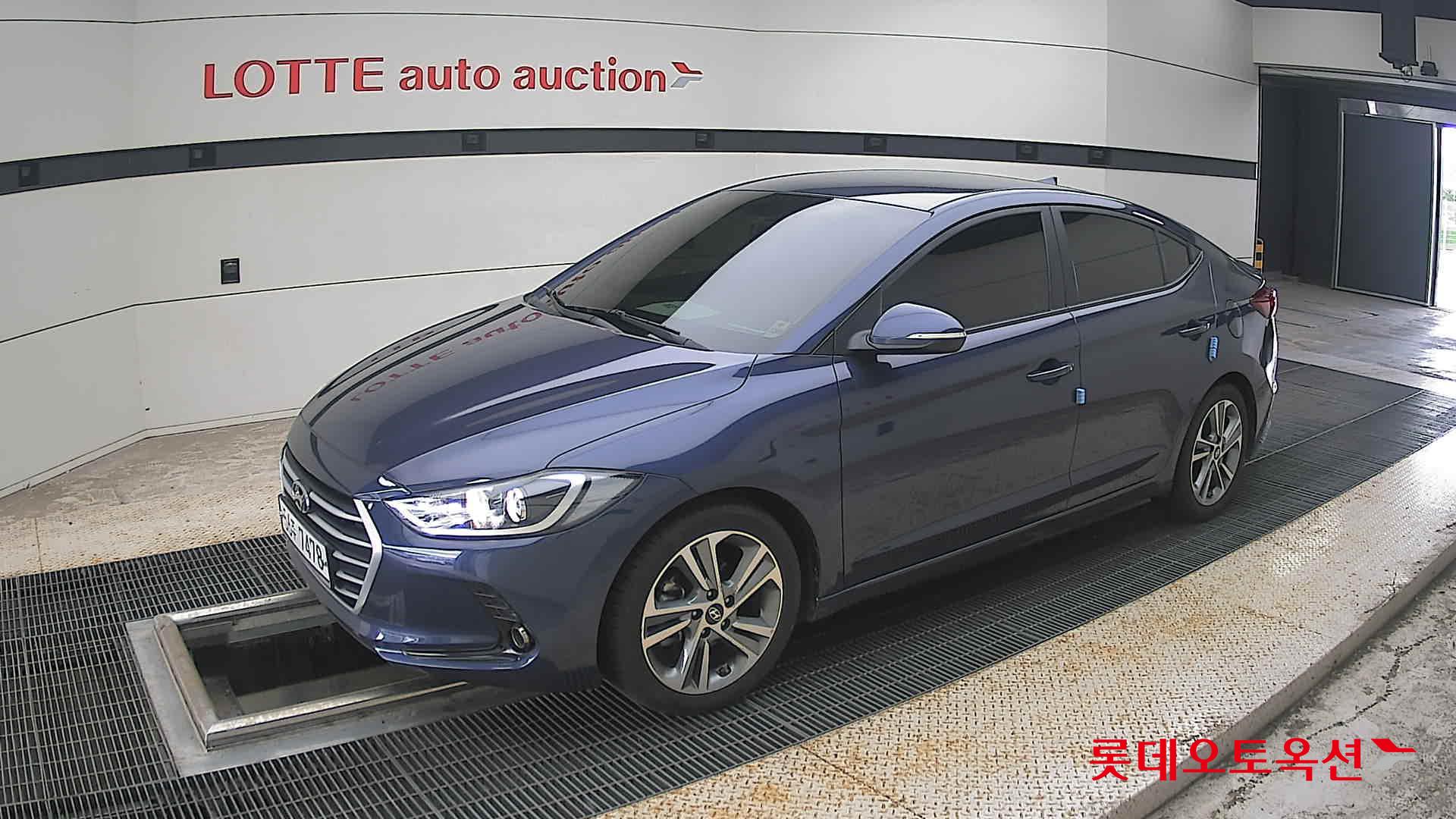 2018 - hyundai avante