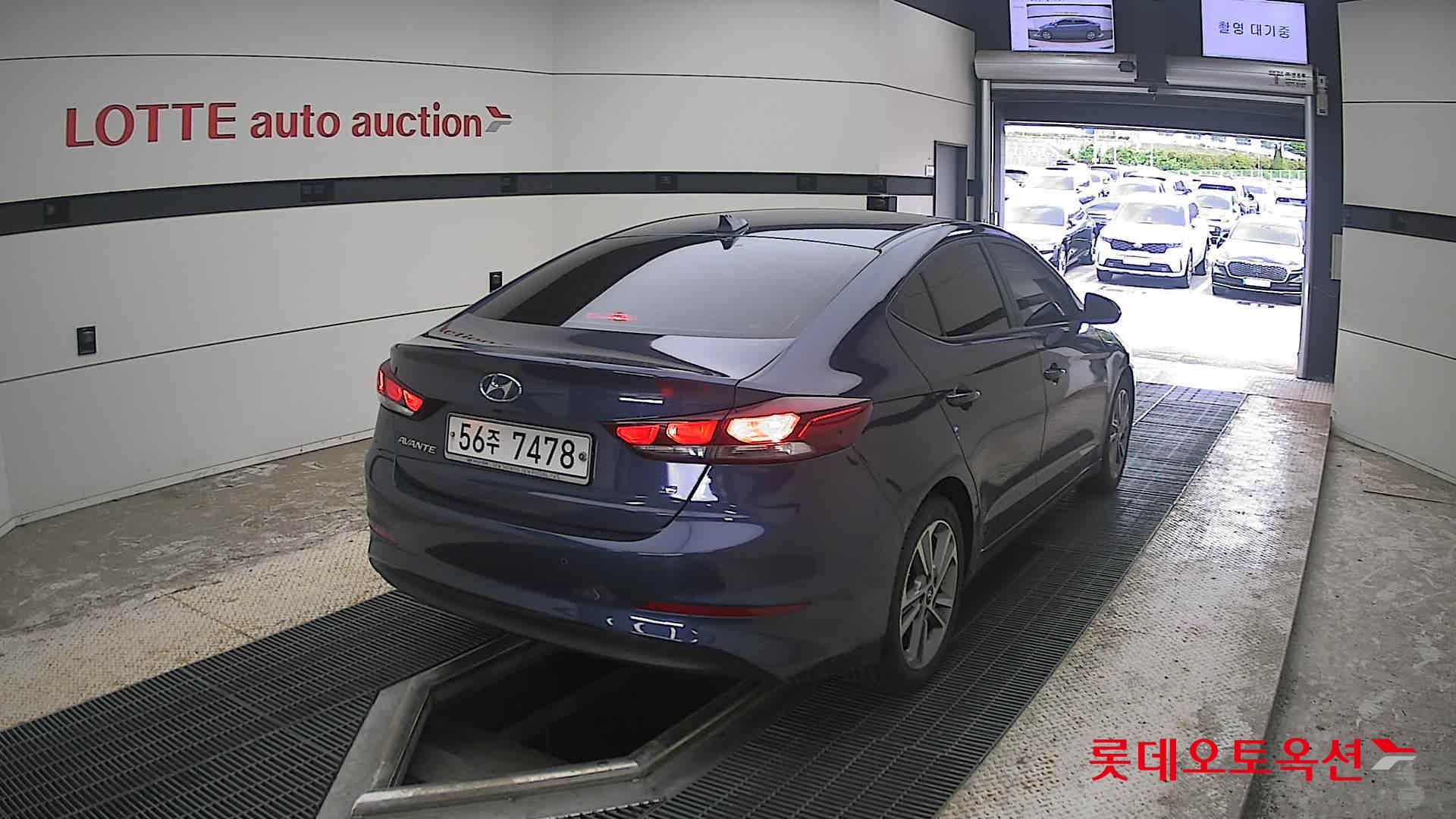 2018 - hyundai avante