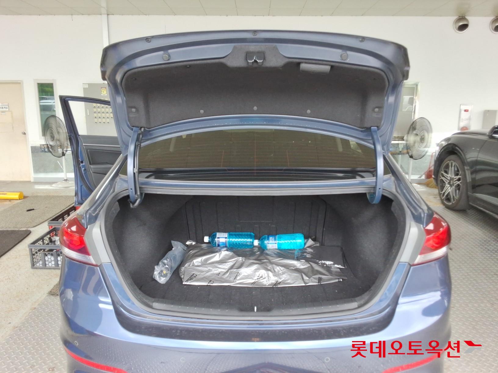 2018 - hyundai avante