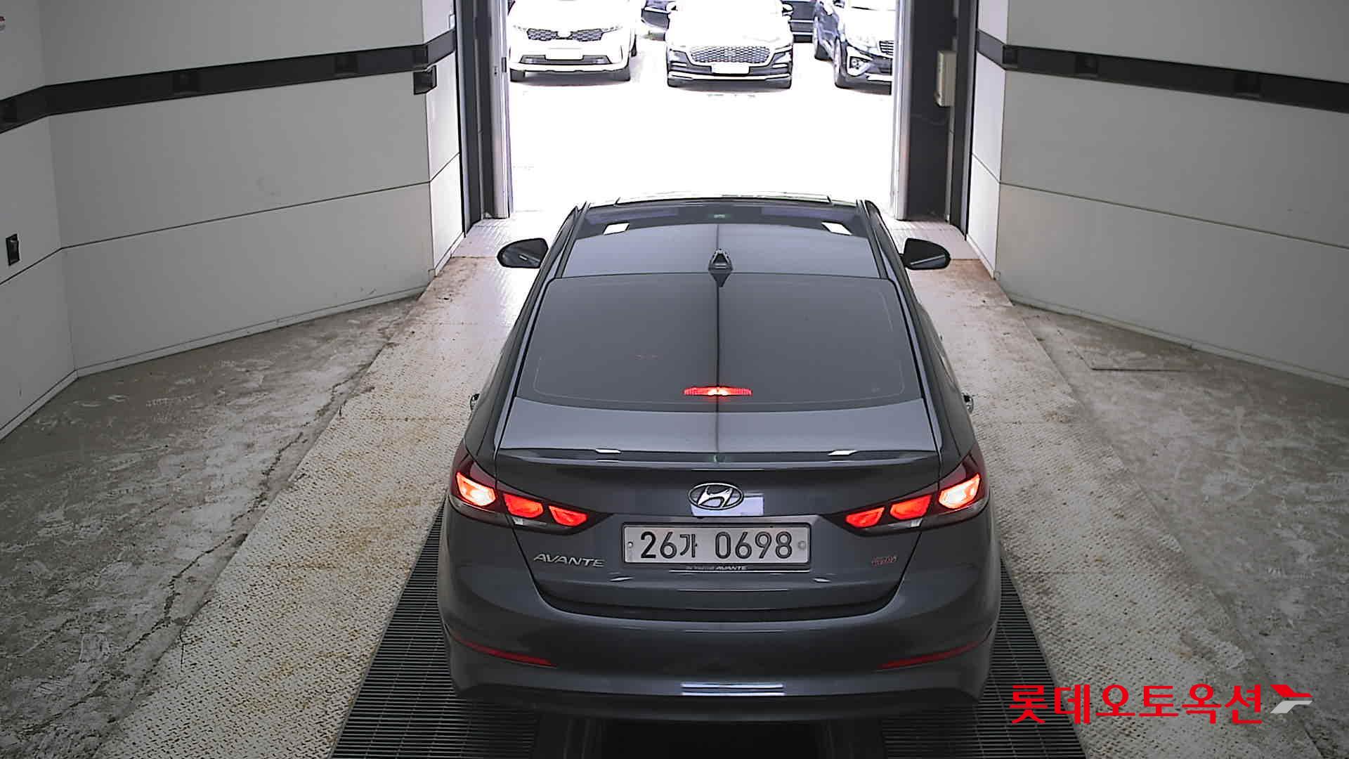 2016 - hyundai avante