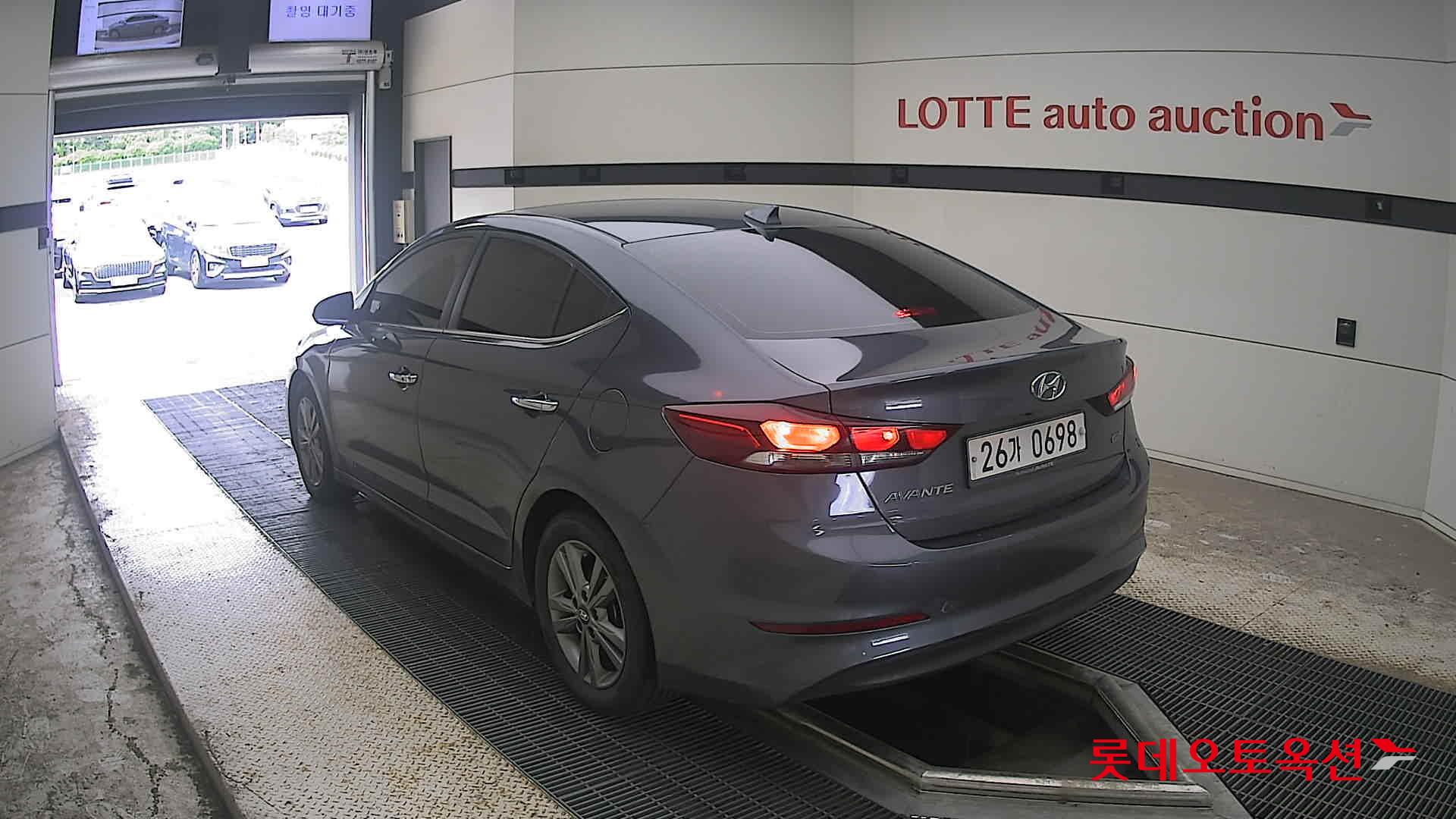 2016 - hyundai avante