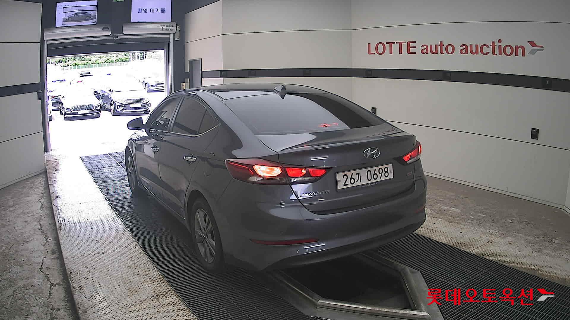 2016 - hyundai avante