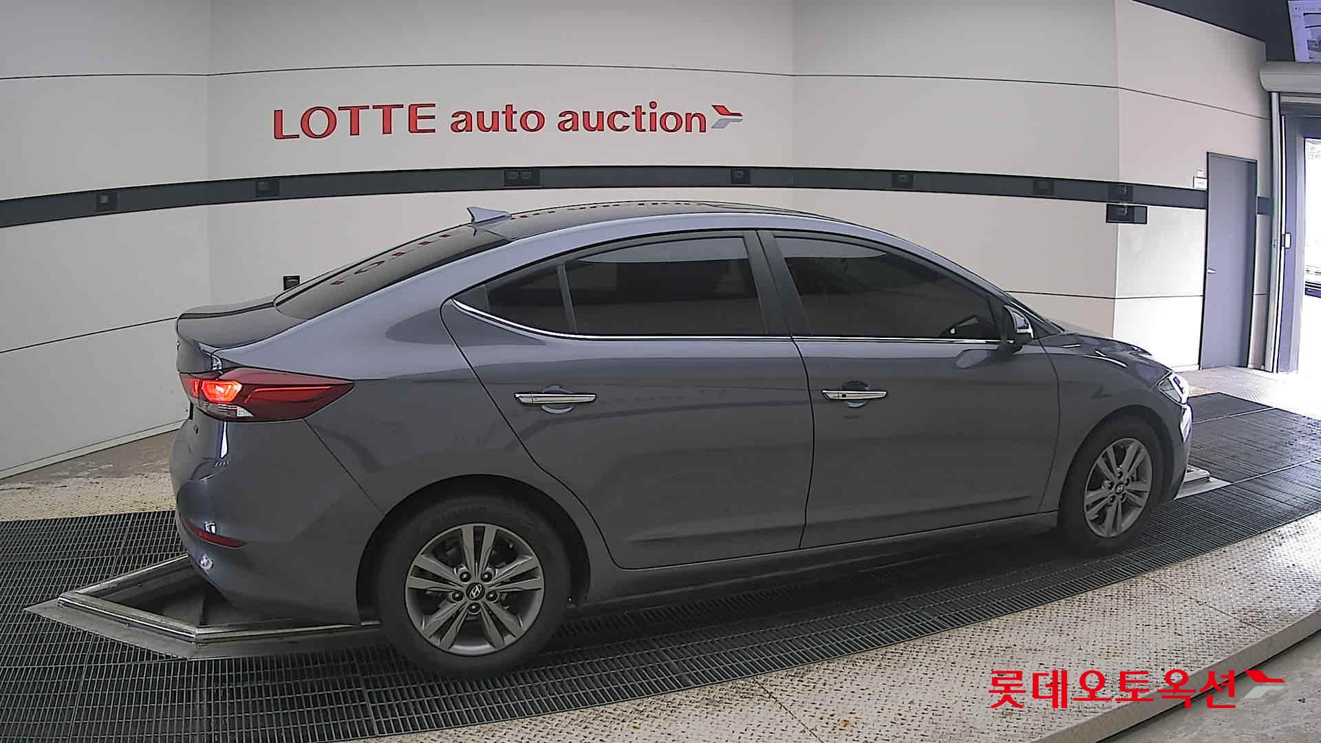 2016 - hyundai avante