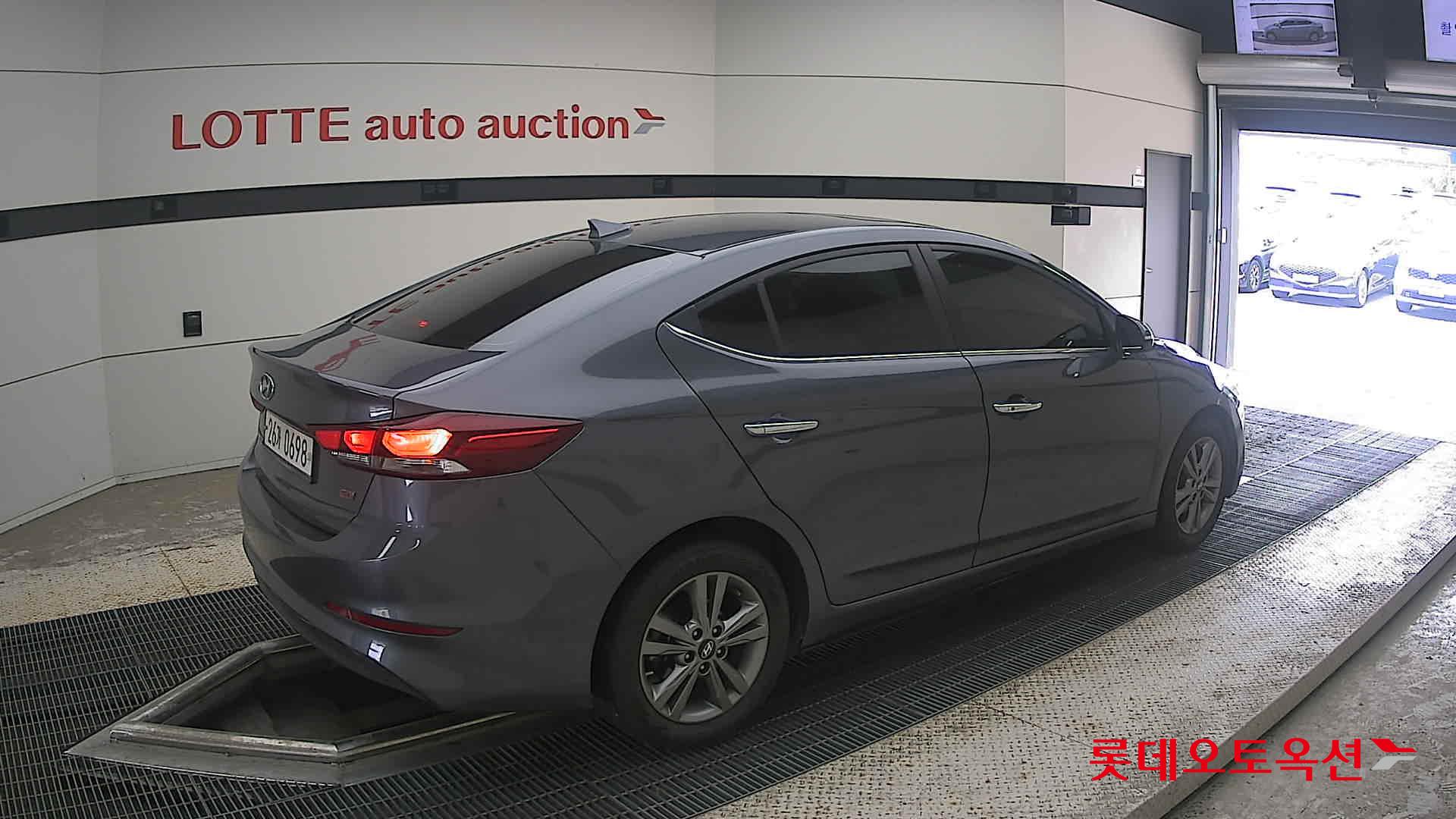 2016 - hyundai avante