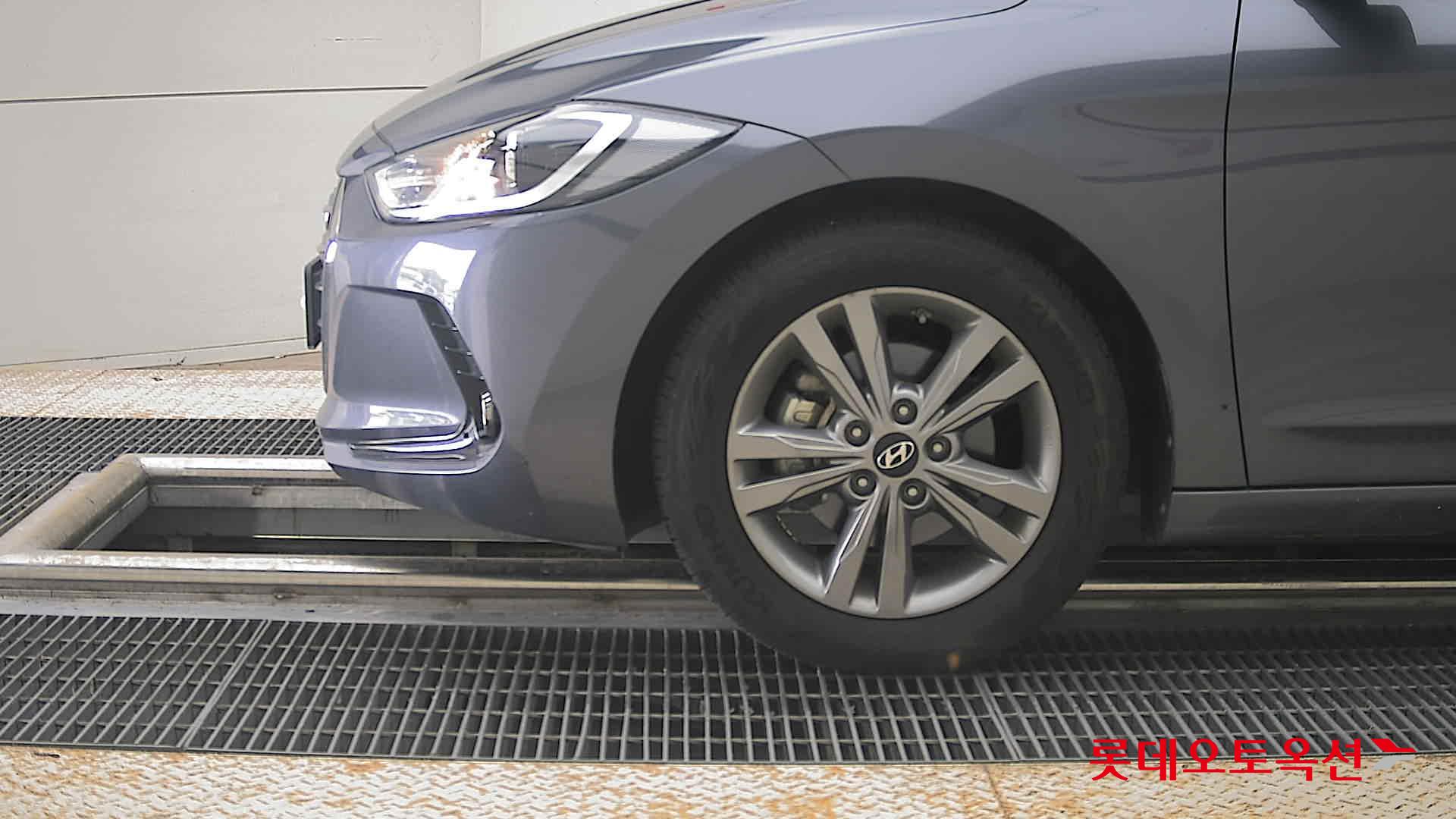 2016 - hyundai avante