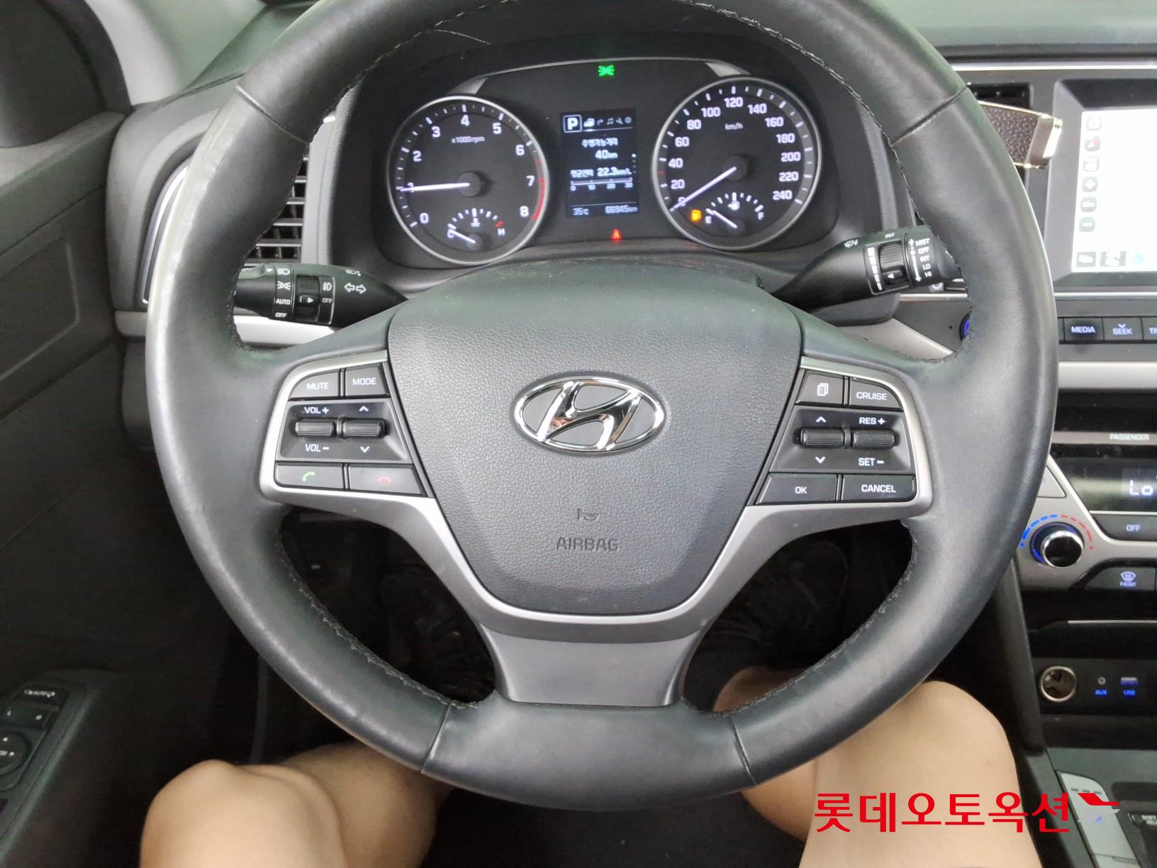 2016 - hyundai avante