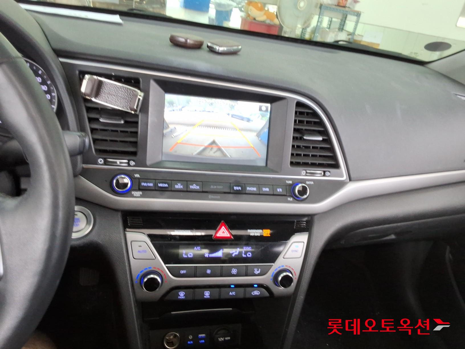 2016 - hyundai avante