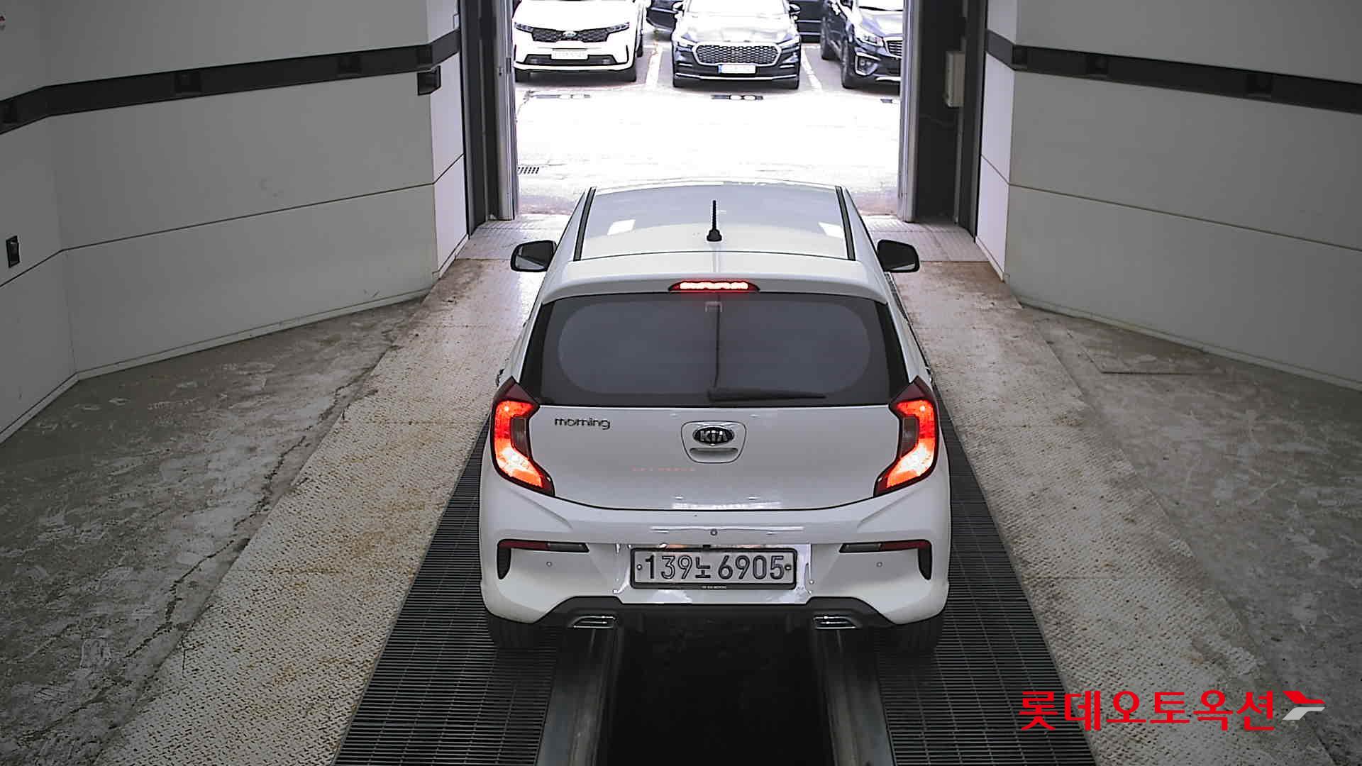 2021 - kia morning