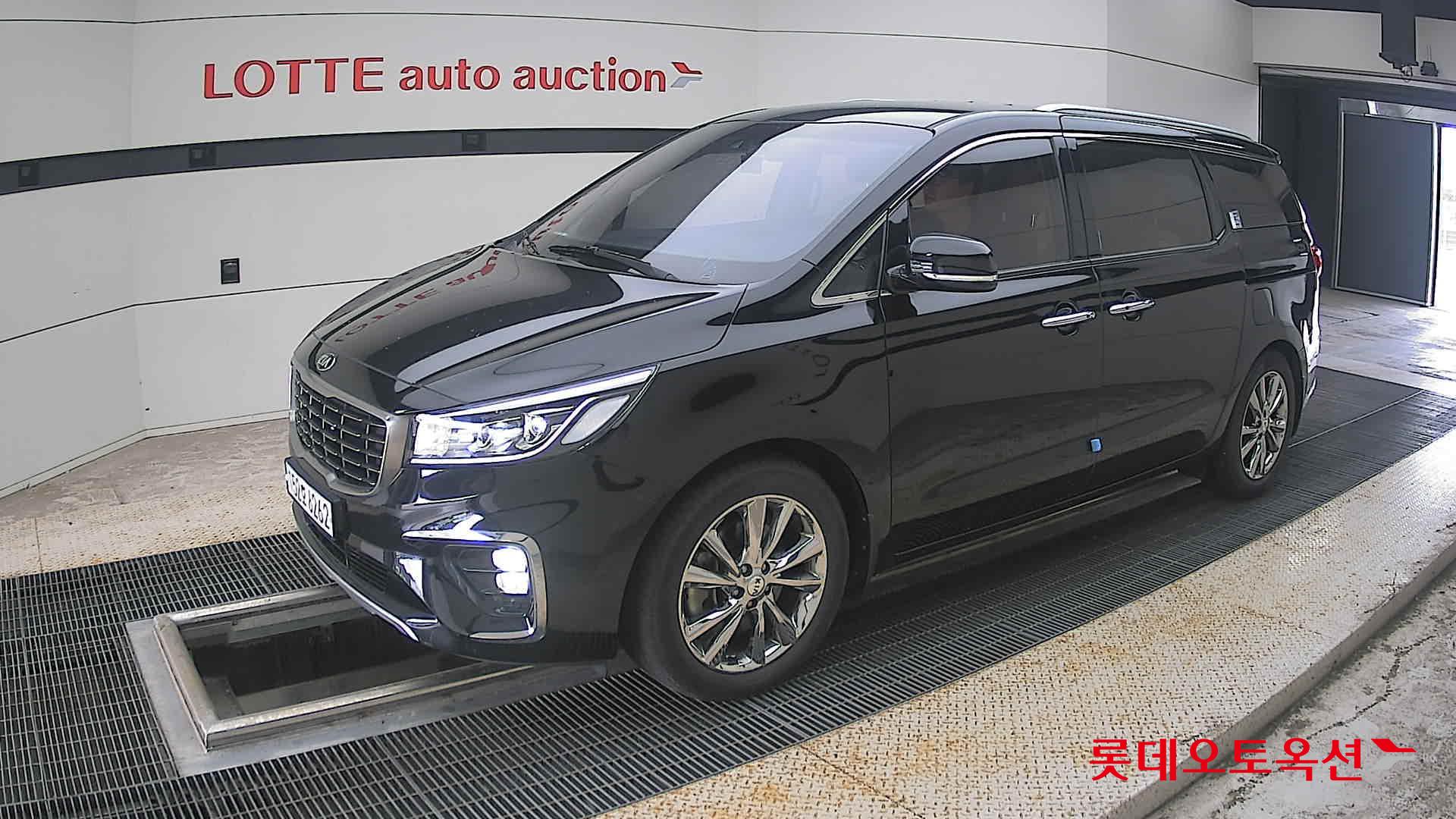 2020 - kia carnival